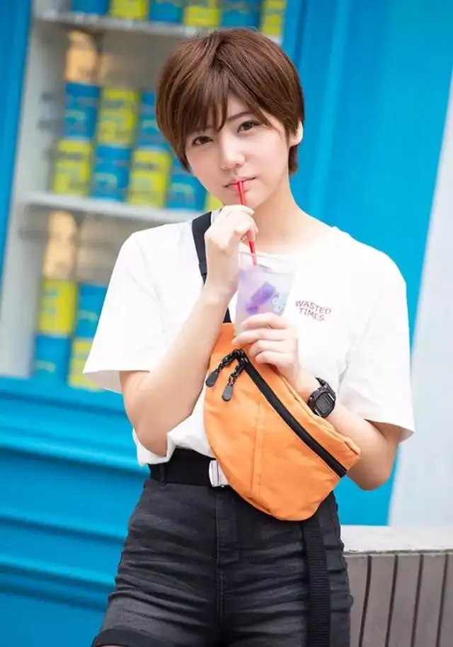 小岩伊都第20張寫真