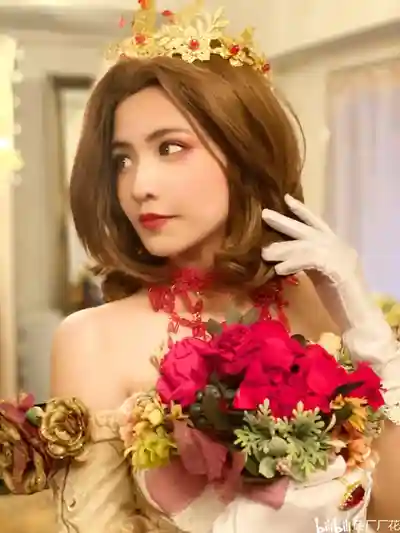 宮崎玲封面照片寫真