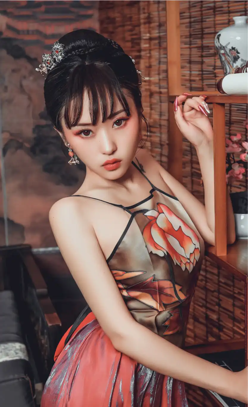 倪哇哇第2張寫真