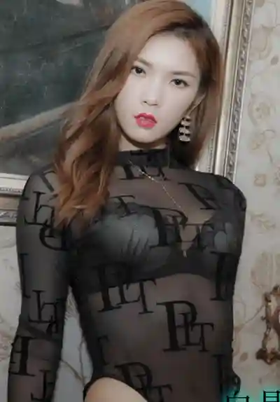 白晶晶封面照片寫真