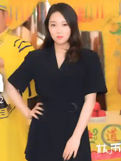 林雨露封面照片寫真