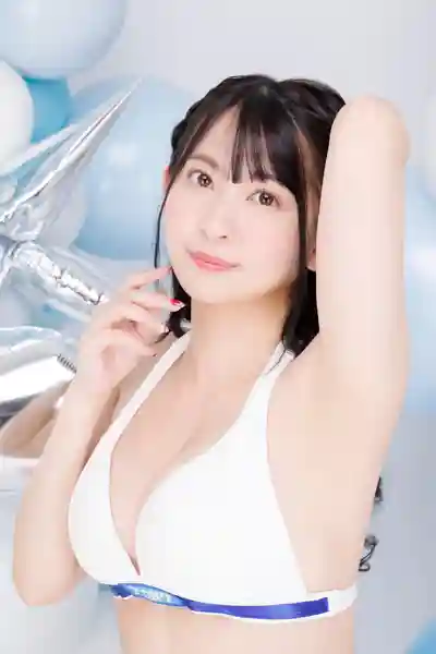 梓光莉封面照片寫真