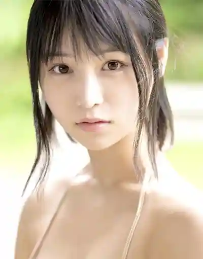 日向陽葵封面照片寫真