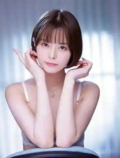 月乃露娜封面照片寫真