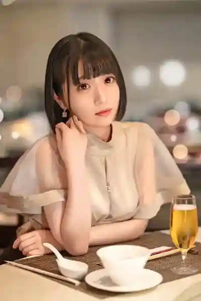 小島美子封面照片寫真