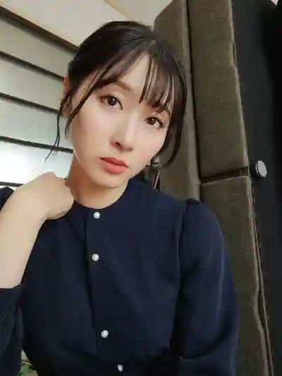 藤咲紫封面照片寫真