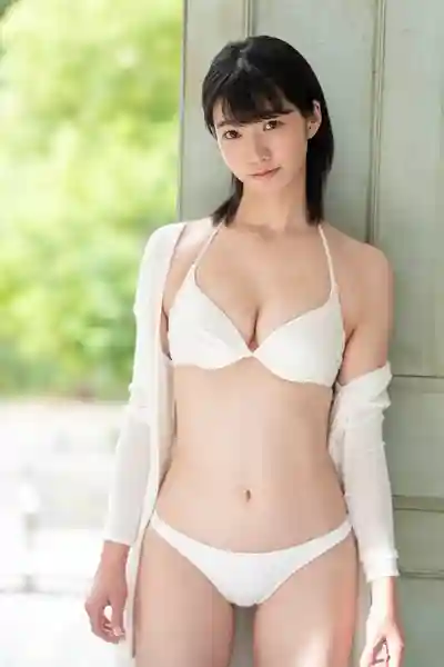 琴音華封面照片寫真