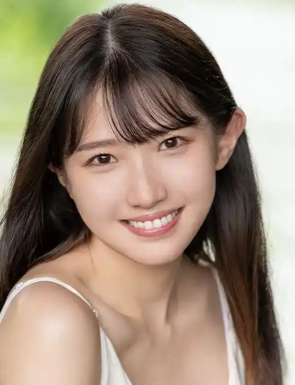 鈴音まゆ第1張寫真