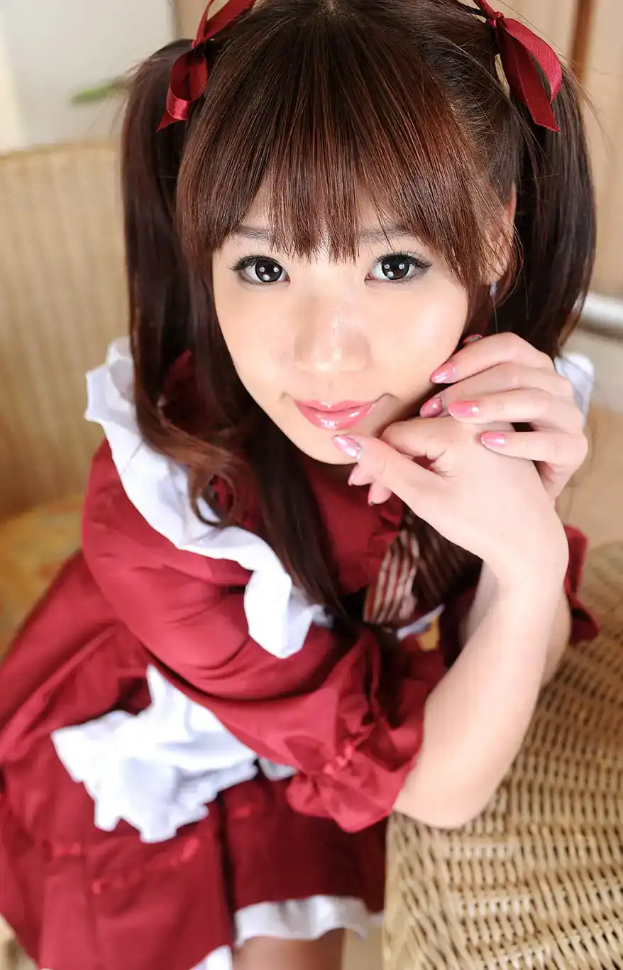 小高里保第528張寫真