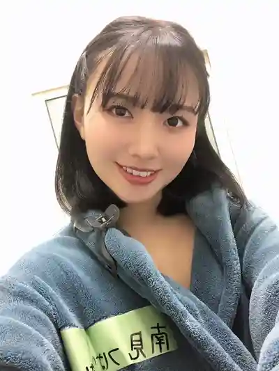 南見つばさ封面照片寫真