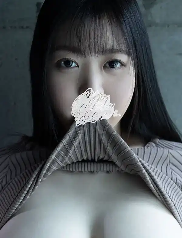 山下望結第1張寫真