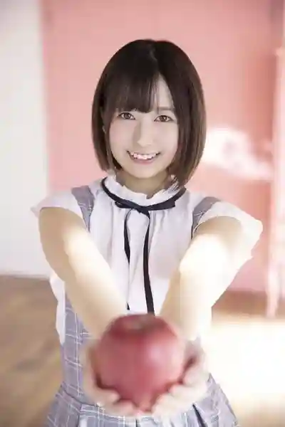  綾瀬ひまり封面照片寫真