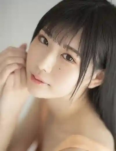 橘雛乃封面照片寫真