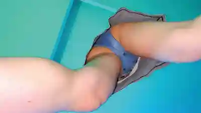 HRSM-094 模擬高爾夫一對一教學的癡漢玩法 ~ 新垣まりん 逢月ひまり 浜辺栞帆 汐梨的劇照7