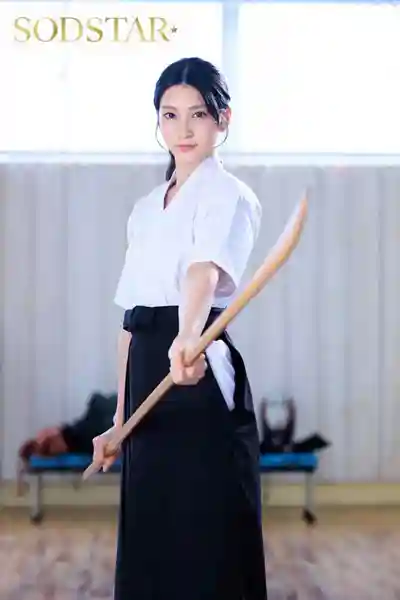 START-310 冷豔薙刀劍士我的童貞喪失物語 ~ 本莊鈴  的劇照15