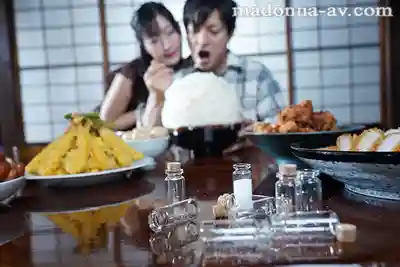ROE-353 老爸再婚一個月，繼母下媚藥飯把我養成絕倫怪物 ~ 吉永塔子的劇照9