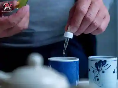DASS-659 我那清楚系嬌小的可愛老婆被我老爸強制種付寢取 ~ 花裏明理 的劇照3
