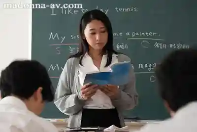 JUR-291 體育館化身師生禁忌愛巢 ~ 白峰郁美的劇照10