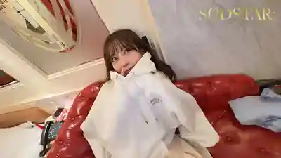 SDHS-057 小湊四葉的假期 澀谷情人酒店激情自拍雙發與顏射 ~ 小湊四葉的劇照13