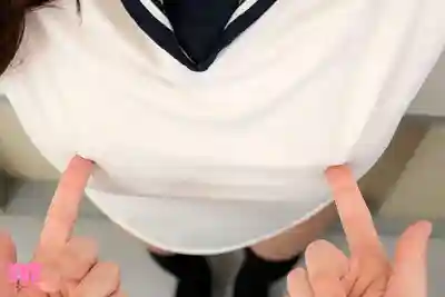 MIMK-213 乳頭調教神作再襲！和青梅竹馬的乳頭遊戲2 真人實寫化 ~ 新井裏真 的劇照7