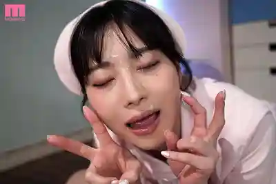 MIKR-013 性感大姐姐的騷氣做愛技巧讓我的雞巴一次次爽到爆！~ 白巖冬萌 的劇照1