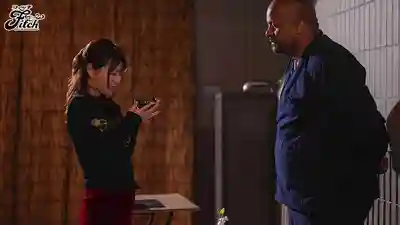 FPRE-174 黑幫辣妹迷戀黑人猛男的極大誘惑 ~ 頂級中出激情之夜 ~ 新村朱里的劇照18
