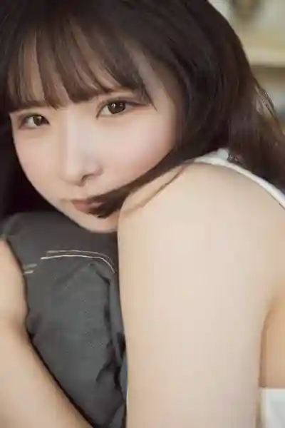 浅野心愛封面照片寫真