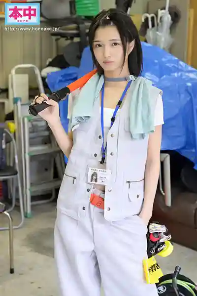 HMN-697 幹不了粗活卻囂張到爆的現場女監督，被猛男們狂抽猛插幹到崩潰內射輪番上 ~ 倉本菫的劇照5