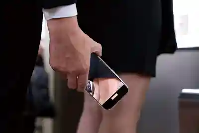 GMJK-023 肉感爆棚胖妹子緊身西裝誘惑 電車上等著被侵犯的抖M小胖OL ~ 星明日菜的劇照16