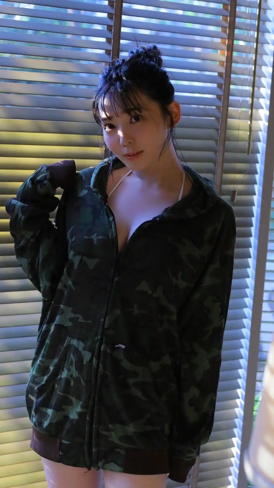 紫藤留衣第405張寫真