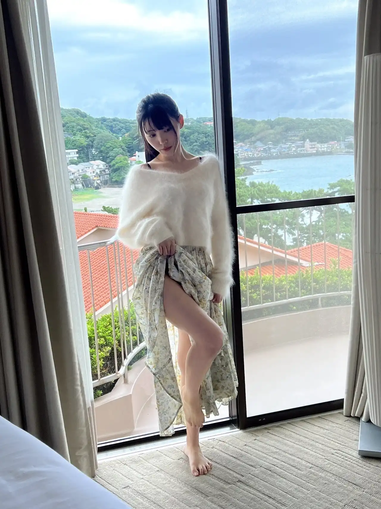 紫藤留衣第573張寫真