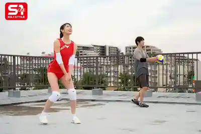 SONE-744 排球部溫柔前輩抵不住後輩撒嬌 直接開房實戰教學 ~ 明日葉三葉的劇照6