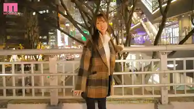 MNGS-002 與變成AV女優的青梅竹馬前女友重逢！好久不見她變得超正點忍不住約會沒想到她答應了 ~ 新井里真的劇照4
