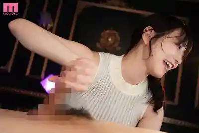 MIKR-016 被綺麗性感的大姐姐擼到不行...十種手技加騷話下的高潮爆射 ~ 白巖冬萌 的劇照12