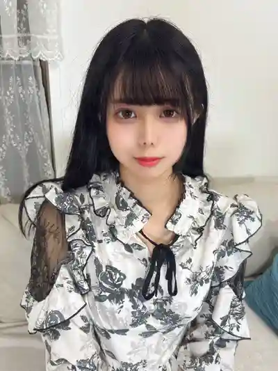 咲愛あやか第8張寫真