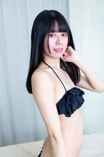 咲愛あやか第18張寫真