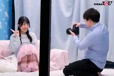 SDMM-202 逆轉魔鏡號第11彈：街頭搭訕時尚妹子拍照滿足虛榮心，騙進魔鏡號反轉視角，在素描會場公開激戰！ ~ 結月莉亞 姫川かのん 二葉惠麻 月乃あや 的劇照14