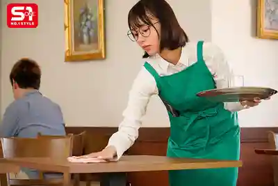 SONE-769 在酒吧和不起眼的素人妹子喝酒後...竟然是個超愛啪啪的色色怪物，榨到精液透明 ~ 兒玉七海 的劇照13