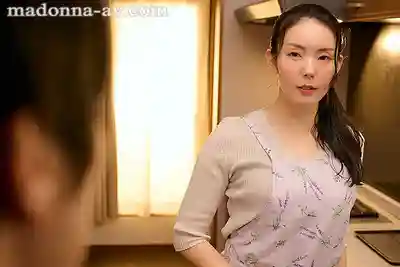 JUR-379 瑜伽喚醒的敏感肉身，慾求不滿的豐滿阿姨被猛舔狂幹到潮吹滿身 ~ 盛永彩葉的劇照12