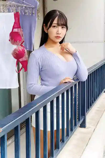 LUCY-014 寂寞午後的団地人妻陽台曬紅內褲暗示老公不在家 ~ 姫咲華的劇照10