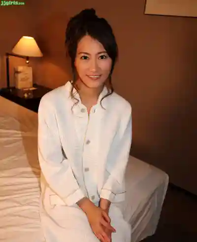 青木美空第2張寫真