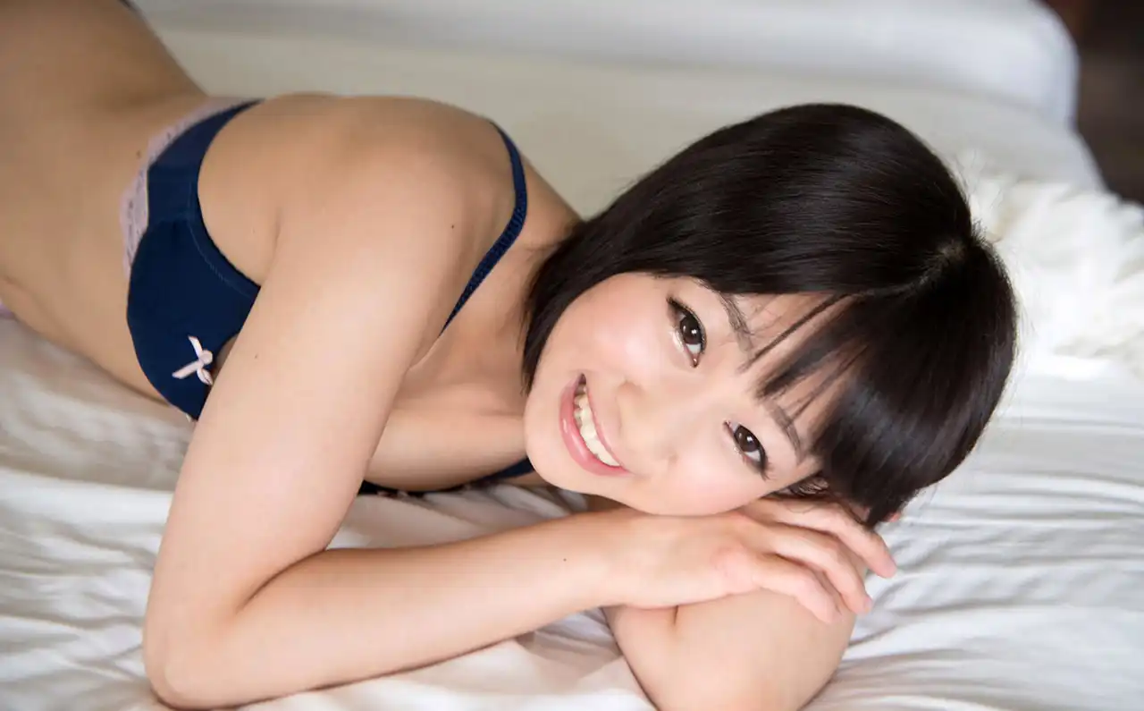 篠宮友里第64張寫真