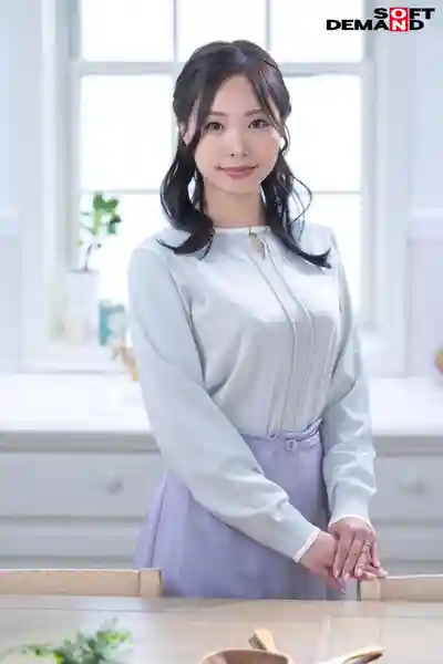 本月出道女優: 三上咲 封面