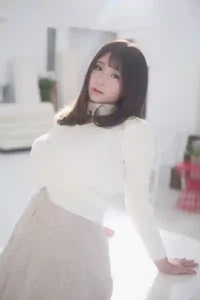 東實果第4張寫真