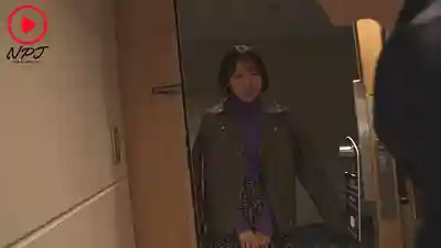 NPJS-201 自慰不夠爽 主動在X上應徵 SNS爆火絕倫大神和人妻的線下約啪實錄 ~ 美咲佳奈 的劇照10