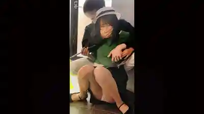 HRSM-101 巴士導遊狩獵2 東京觀光4美人 ~ 綾美なな 那津乃千奈美 那賀崎雪音 的劇照12