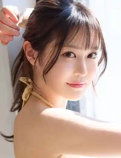 本月出道女優: 一森有朱 封面