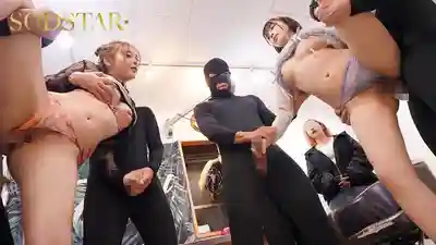 START-368 SODSTAR×SENZ-性愛融入日常- 隨時隨地做愛的美容院 表參道熱門店 ~ 小倉由菜 唯井真尋的劇照5