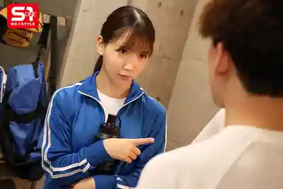 SONE-802 足球部經理居然是個浪妹！和隊員大亂交幫助他們解決性欲煩惱？騷氣經理駕到！ ~ 三田真鈴 的劇照9