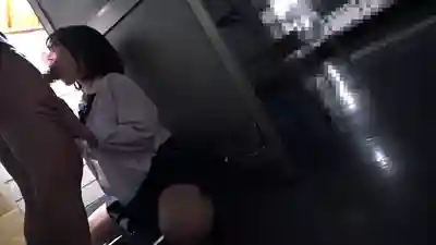 DAVK-107 想把這麼可愛的美少女狠狠幹翻！藝能偶像級清純少女VS大叔團6P亂交狂歡，青春小穴被猛插到高潮噴水精液直射子宮全員榨幹 ~ 沙月恵奈 的劇照11